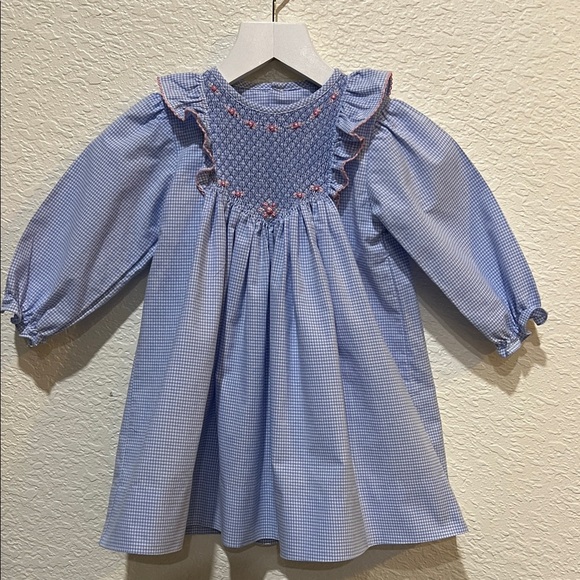 Petit Ami Other - Petit Ami smocked long sleeve dress size 18M blue/white with pink rosettes
